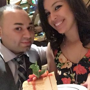 Meet your Posher, Carlos